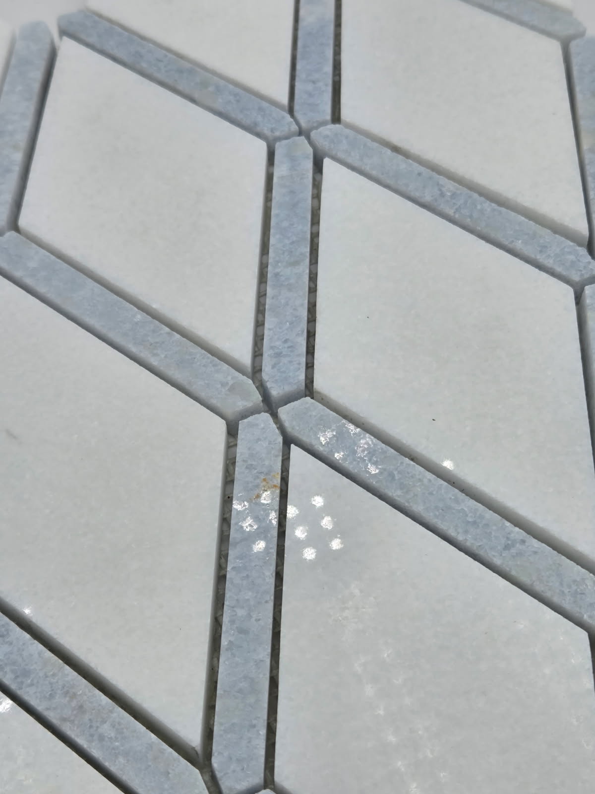 Industry Tile Natural Stone Waterjet Mosaic ( 5 pc per case) 2552